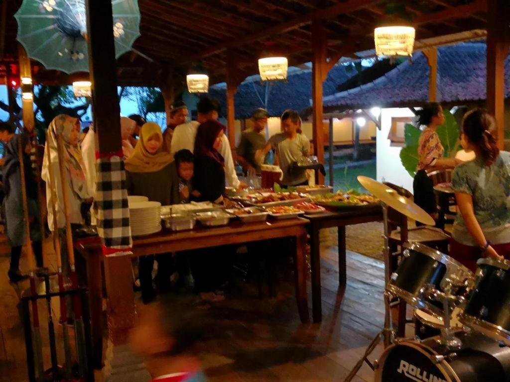 Ketapang Resort Karanghawu Exterior foto
