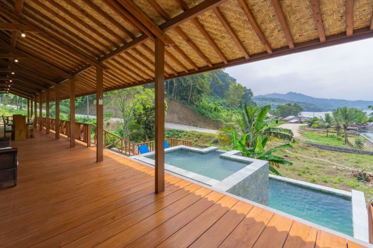 Ketapang Resort Karanghawu Exterior foto