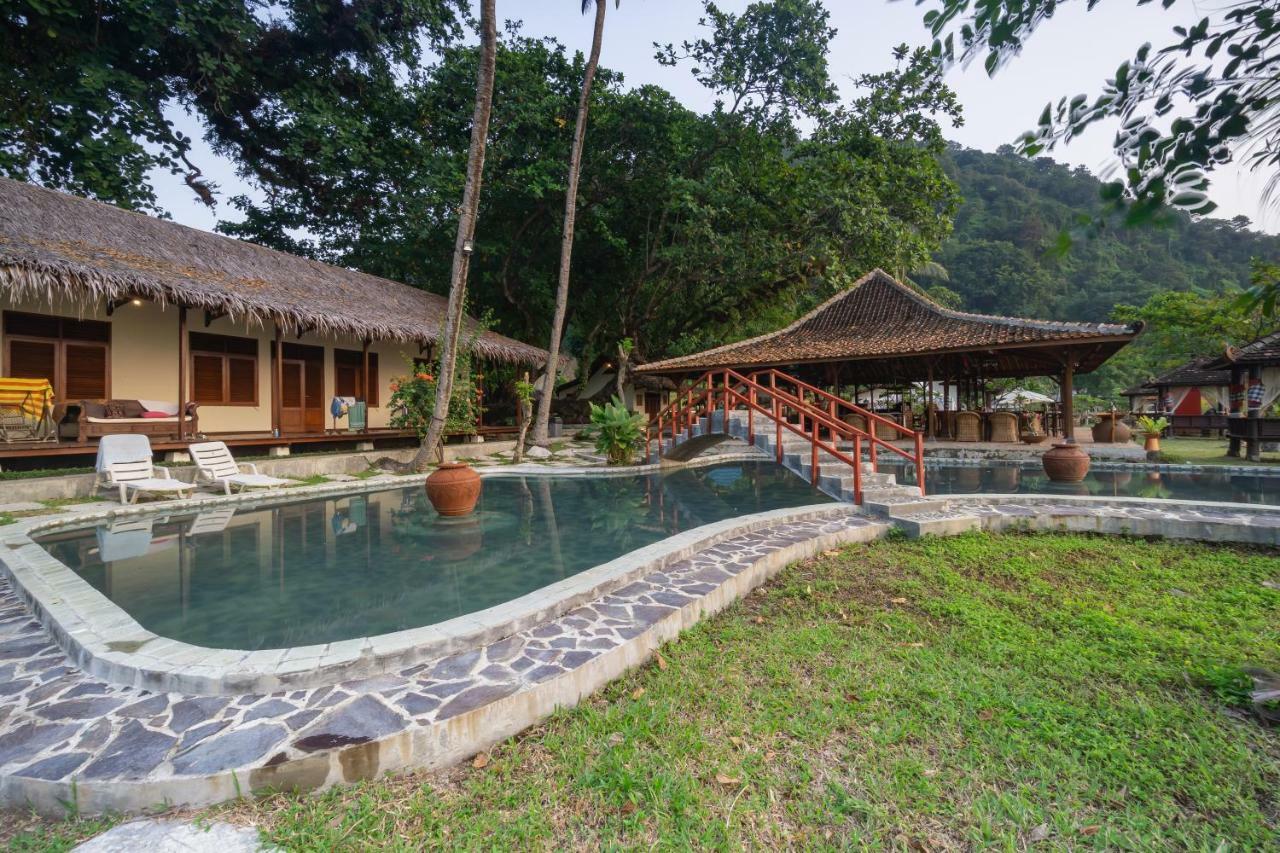 Ketapang Resort Karanghawu Exterior foto